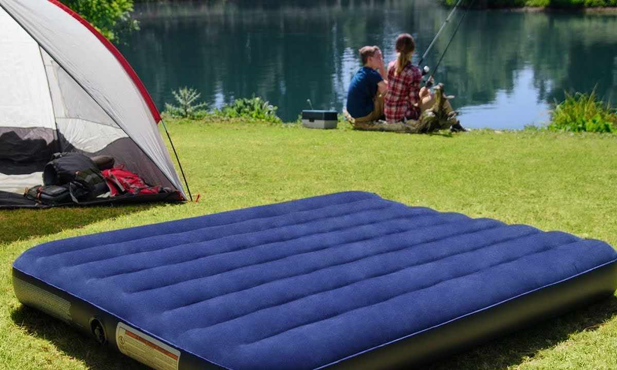 Inflatable double bed - the convenient location for dream and rest
